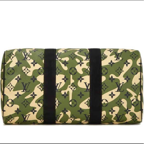 LOUIS VUITTON
TAKASHI MURAKAMI X LOUIS VUITTON MONOGRAMOUFLAGE SPEEDY 35 - Picture 5 of 5